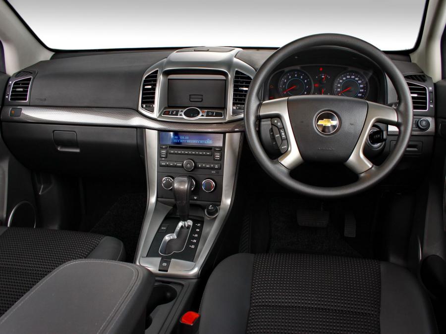  Chevrolet Captiva 2011 года  (ZA) (фото 12 из 16)